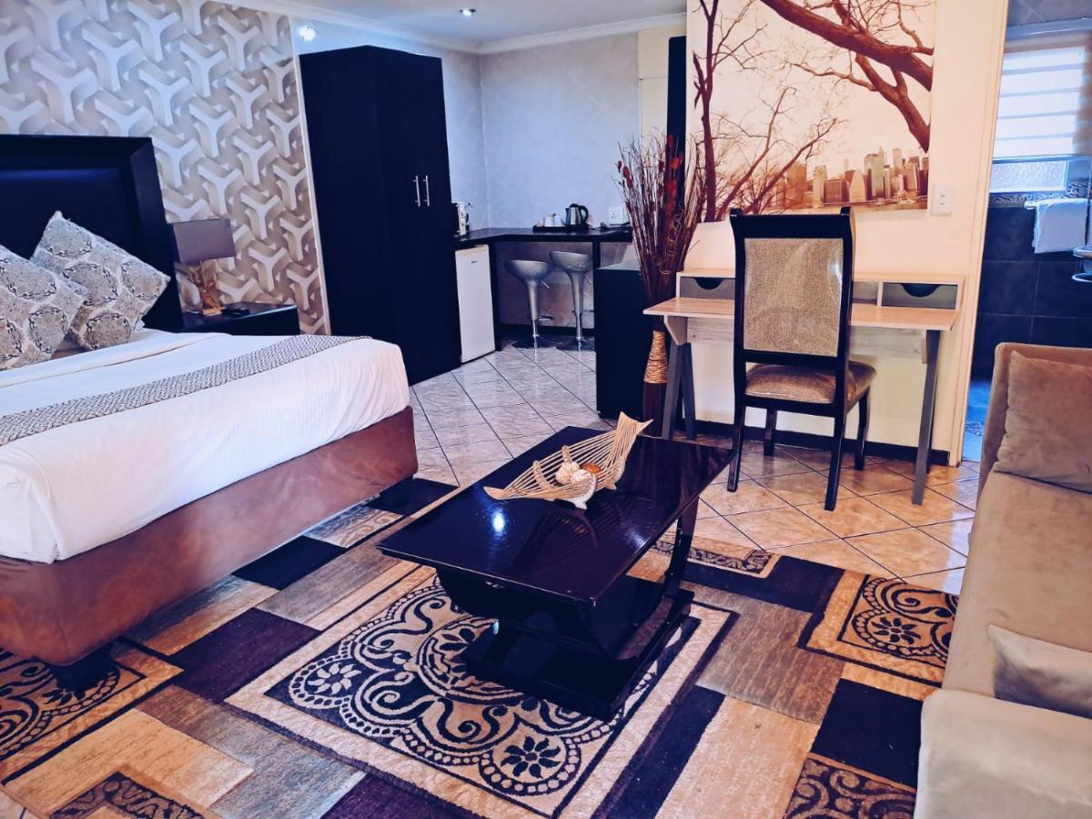 Ecotel Premier Lodge & Conference Centre Benoni Exteriör bild