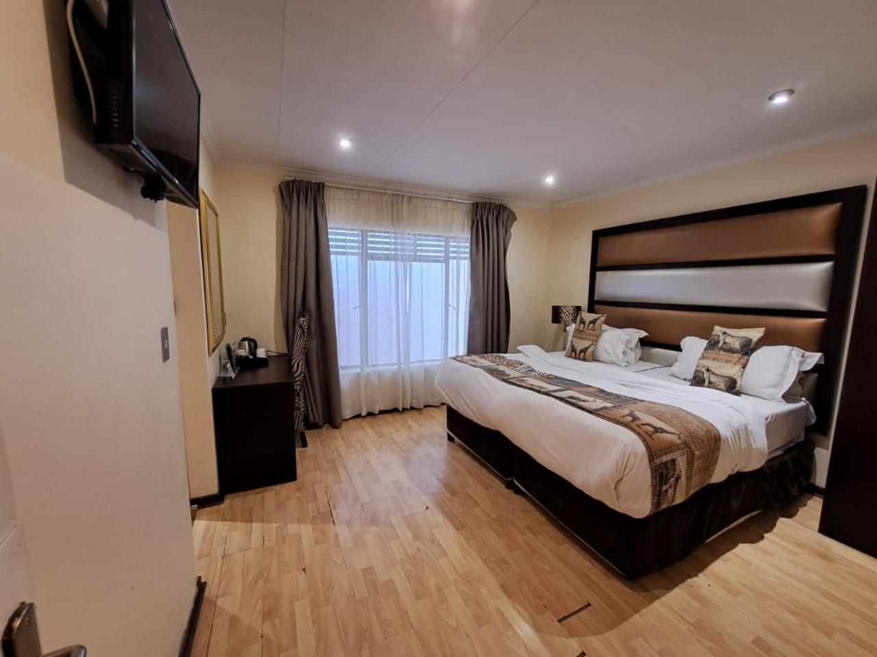 Ecotel Premier Lodge & Conference Centre Benoni Exteriör bild